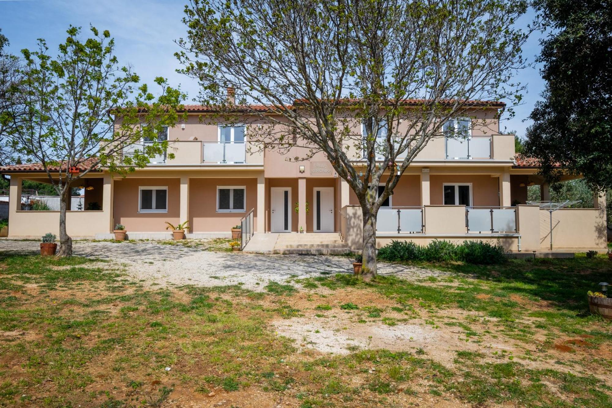 Vila Veronika 2 普拉 外观 照片